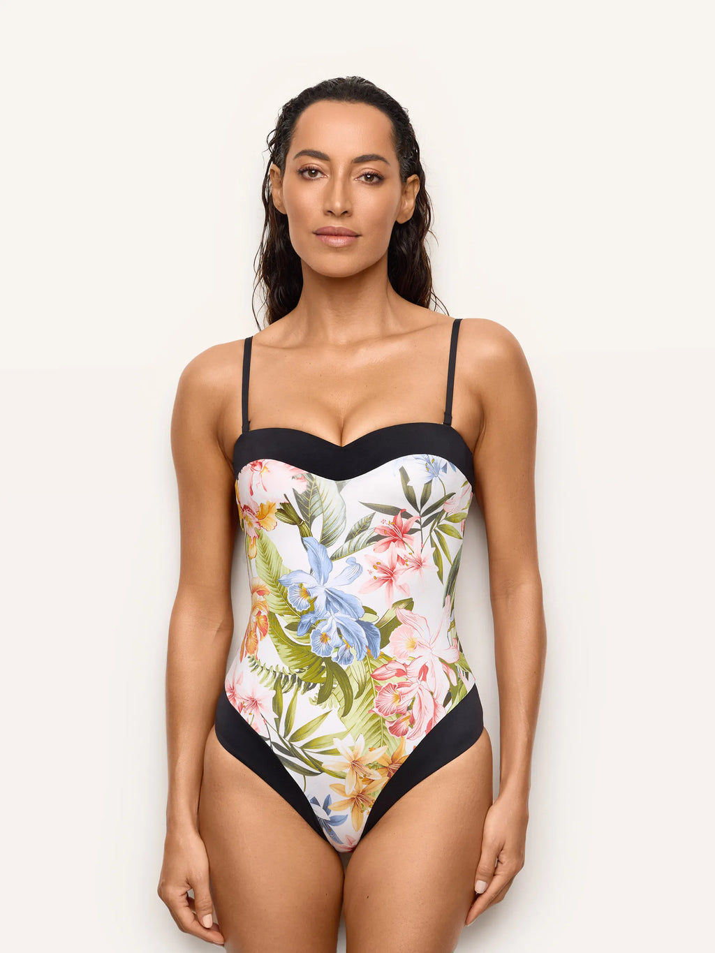 Yamamay Montenegro Padded one-piece swimsuit | CCID192010_128_02.jpg