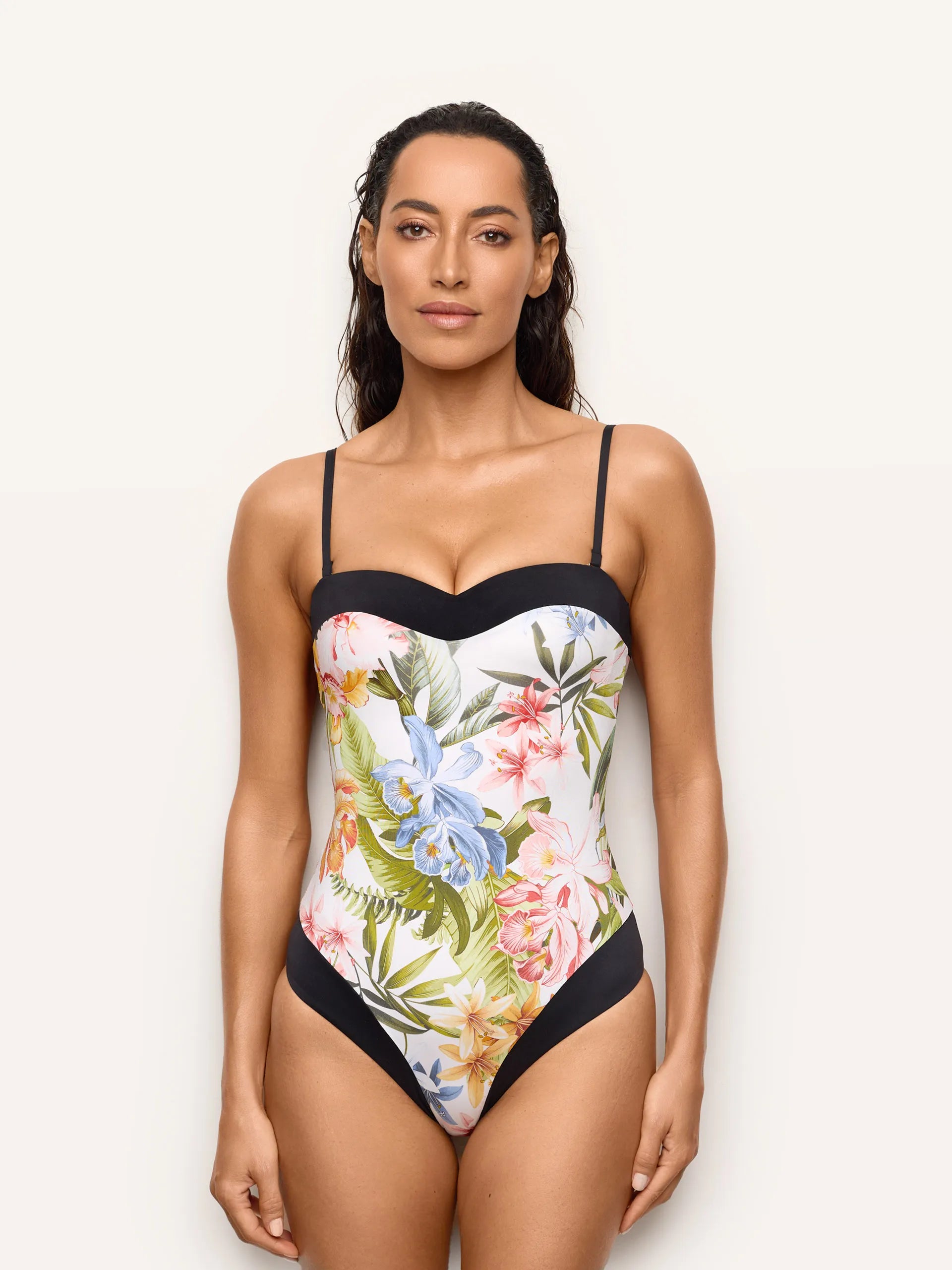 Yamamay Montenegro Padded one-piece swimsuit | CCID192010_128_02.jpg