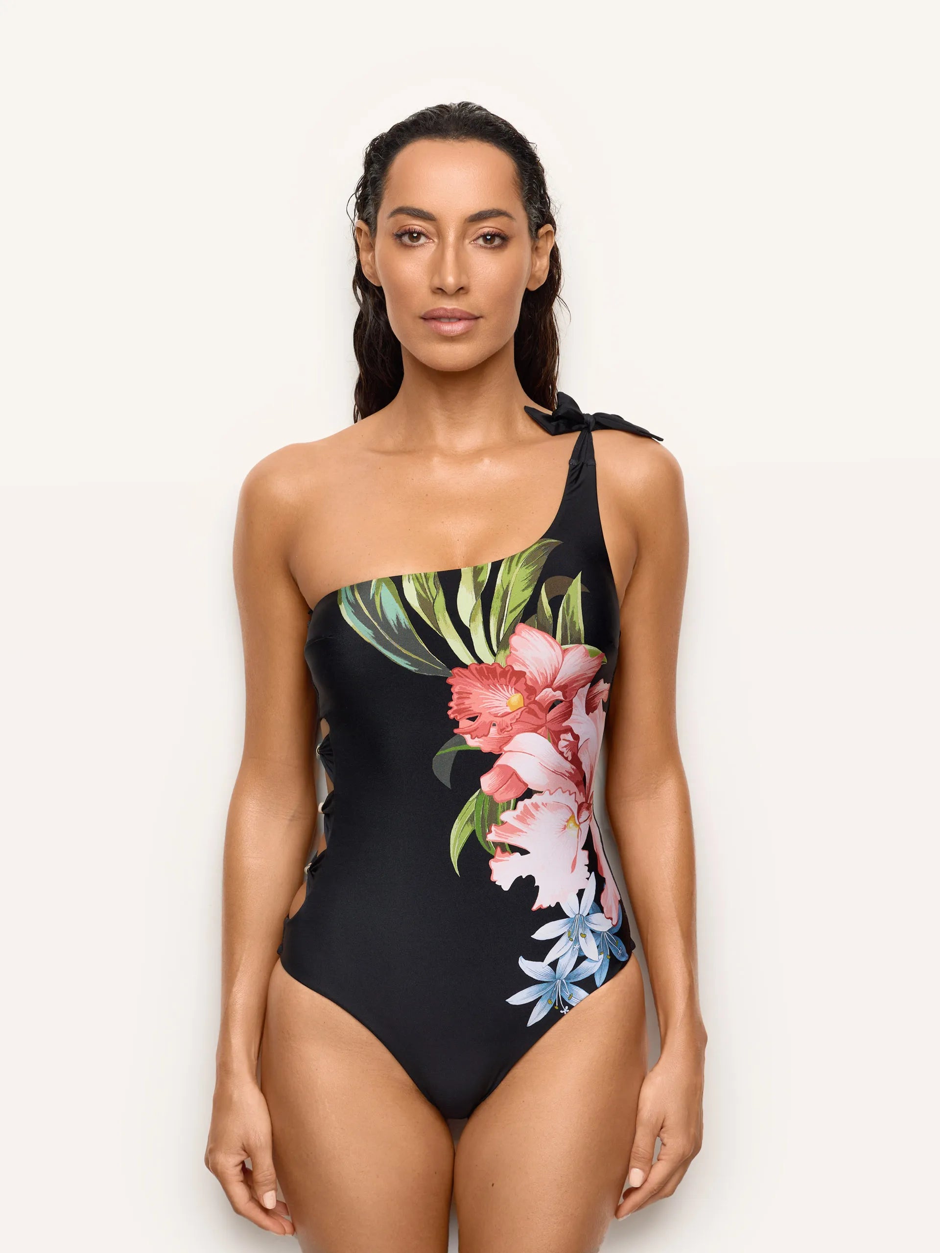 Yamamay Montenegro One-piece swimsuit w/remov. | CCID192011_128_02.jpg