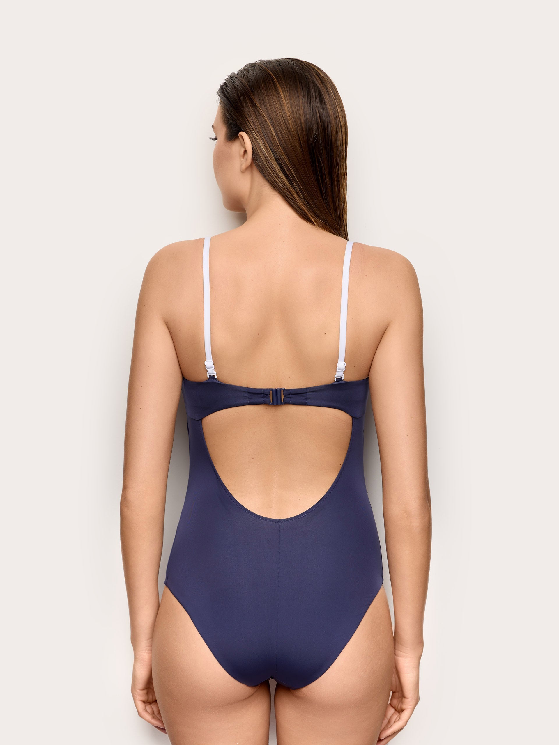 Marena - One-piece swimsuit w/remov