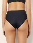 Essentials - Shaping briefs