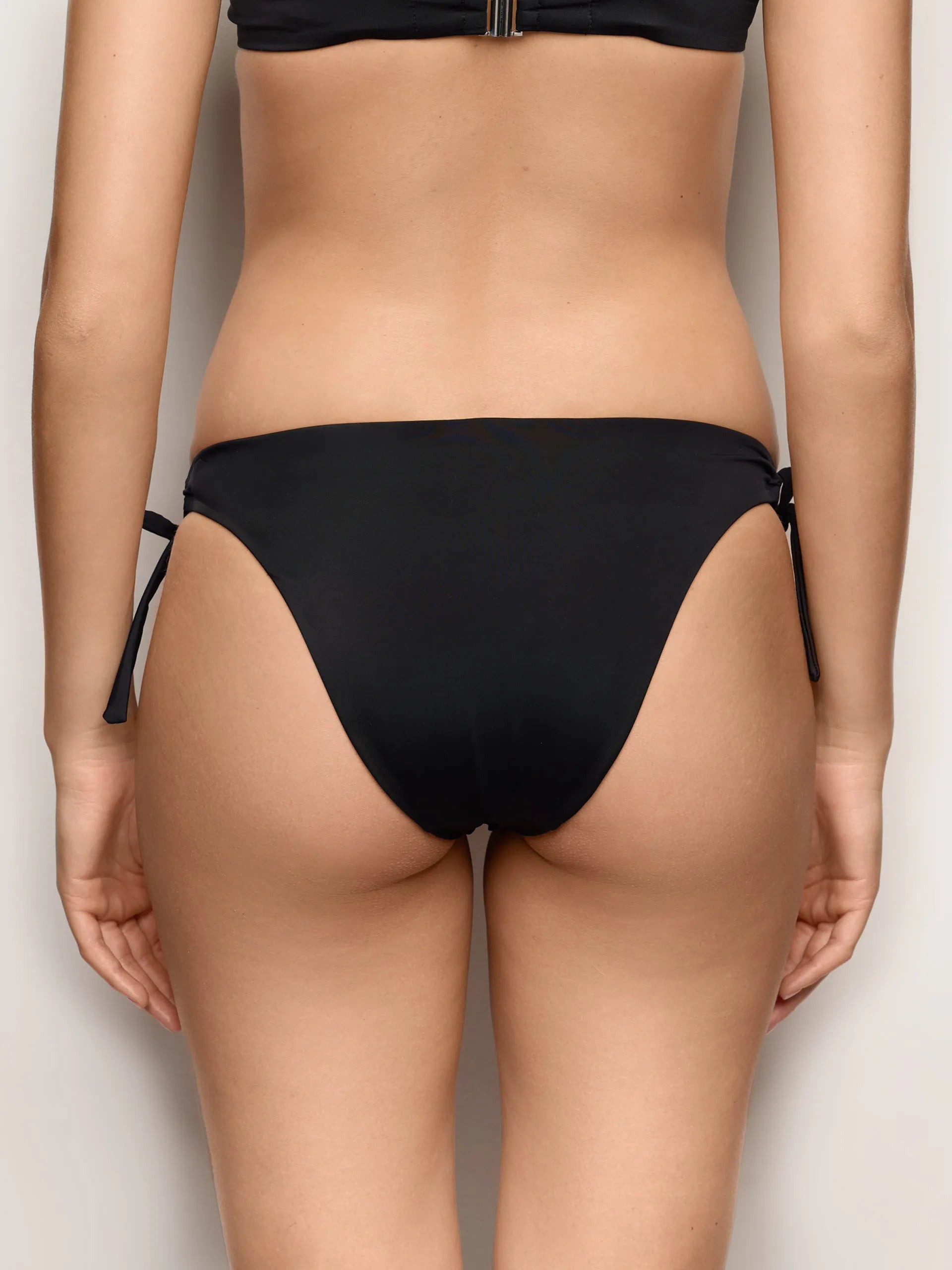 Yamamay Montenegro Bottom with coulisse | CSLD192006_072_05.jpg