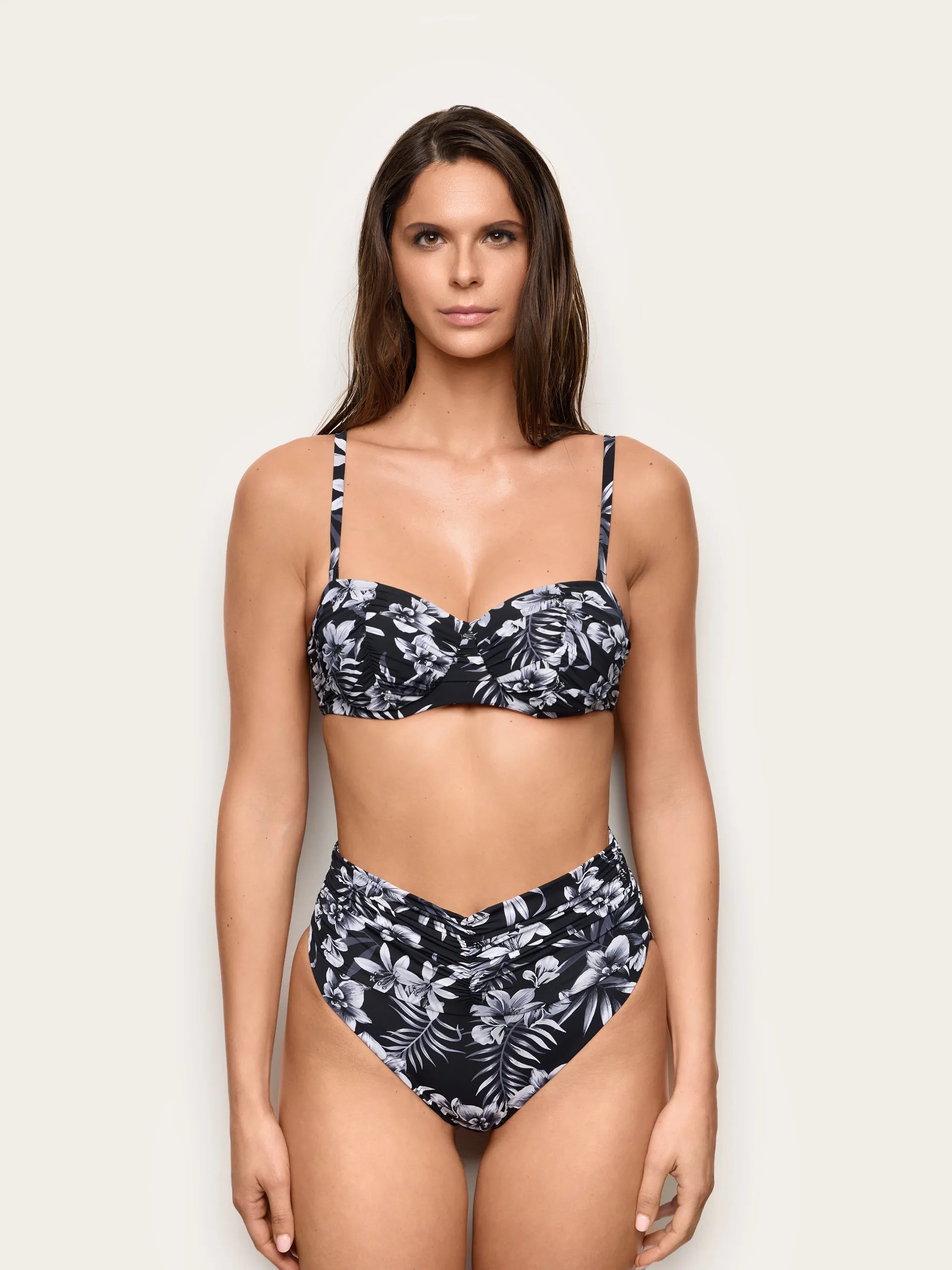 Yamamay Montenegro High-side bottom | CSLD192014_128_02.jpg