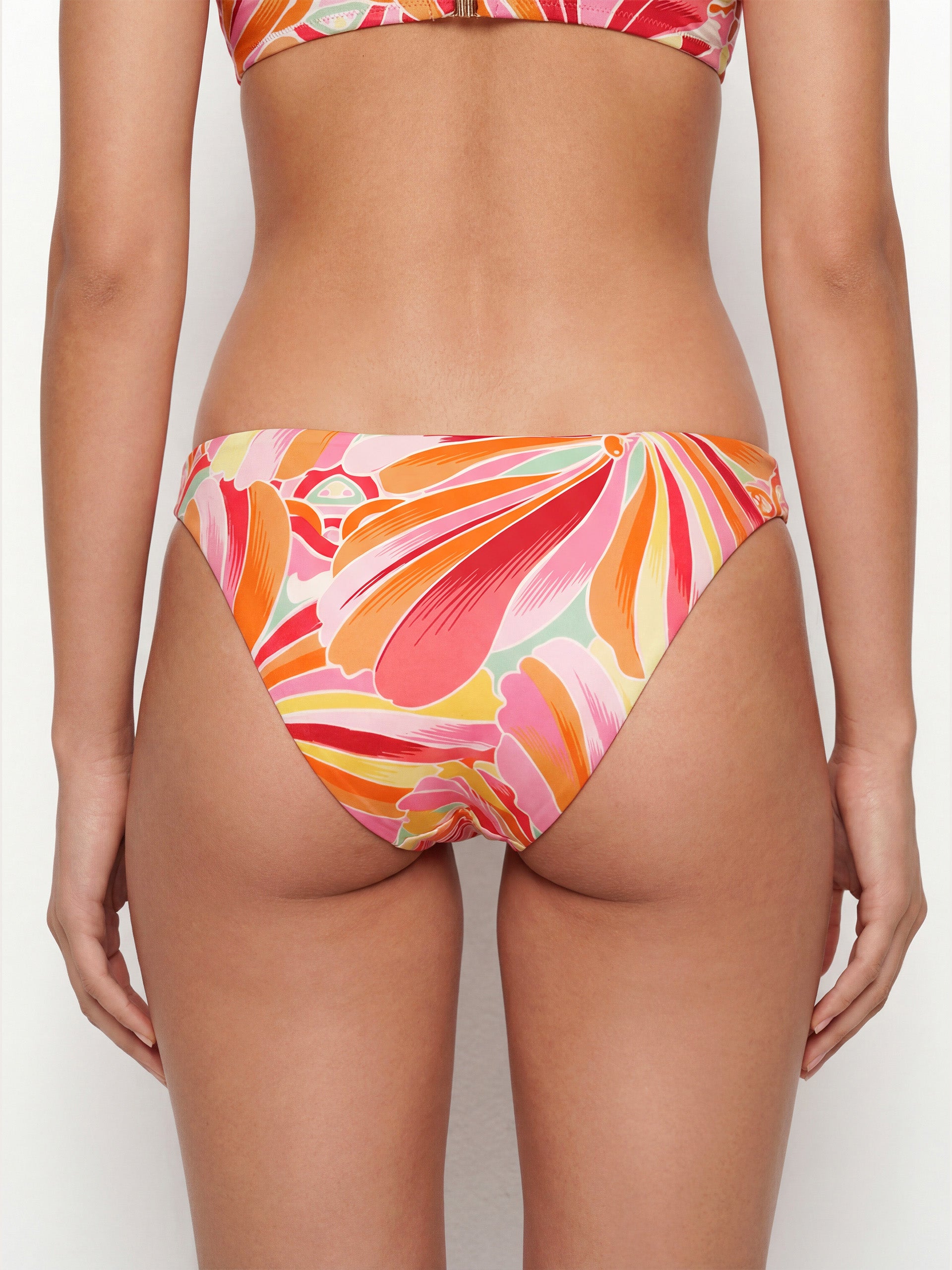 Hadria - Low-side bottom