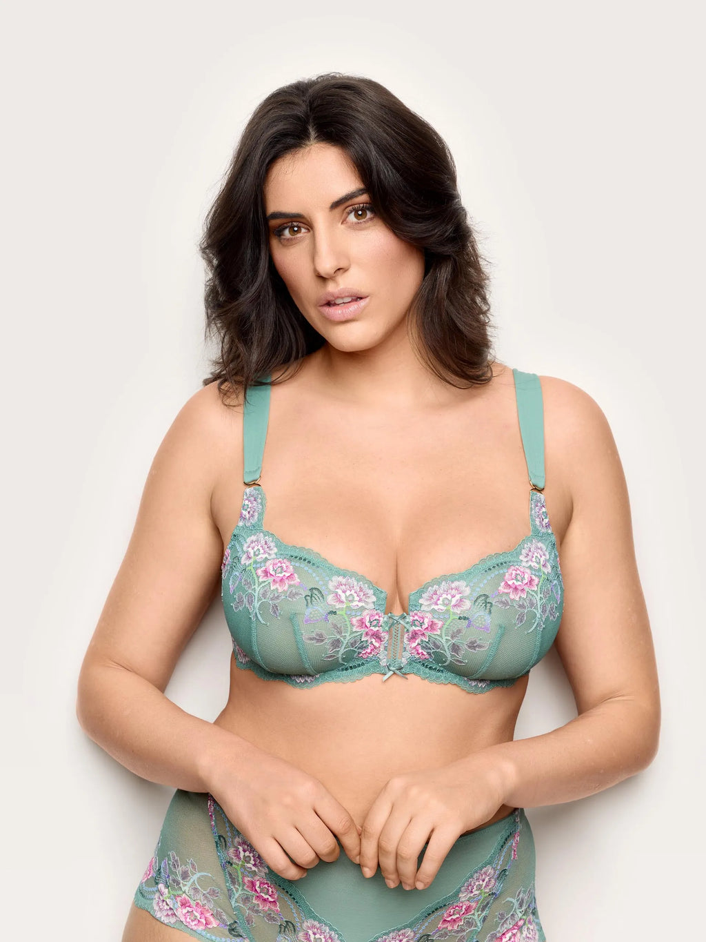 Yamamay Montenegro Balcony bra in different | IBAD191011_120_01.jpg