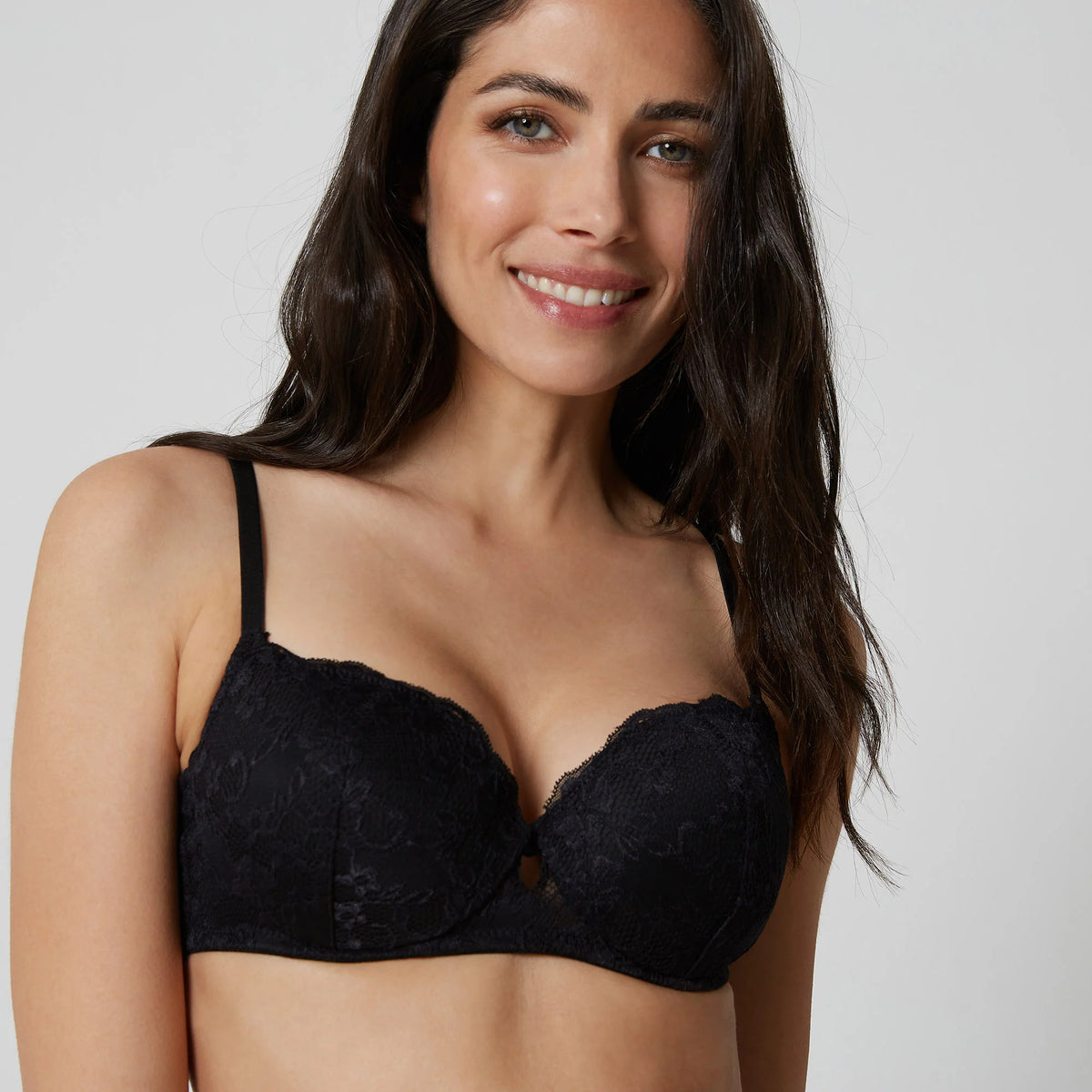 Yamamay Montenegro Padded balcony bra in differen | IBAD99X031072_02_86536a91-b51c-4f56-8bfa-389b43272a66.jpg
