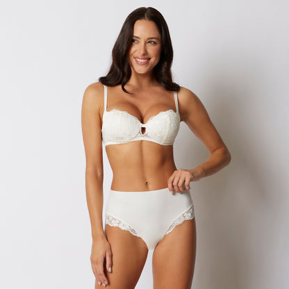 Balcony bra in different cups - PRIMULA