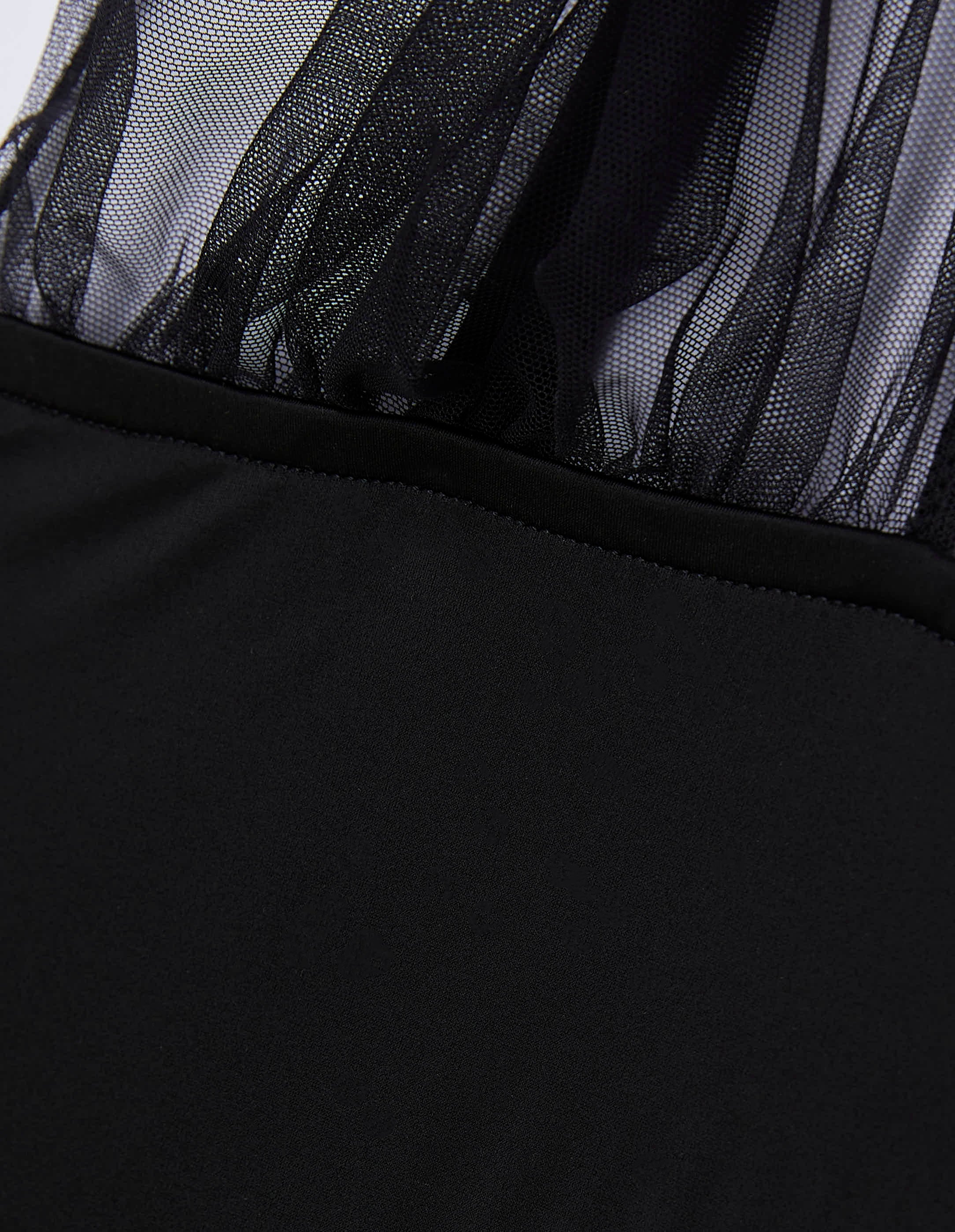 Body_Prive _ Veil _Yamamay Albania