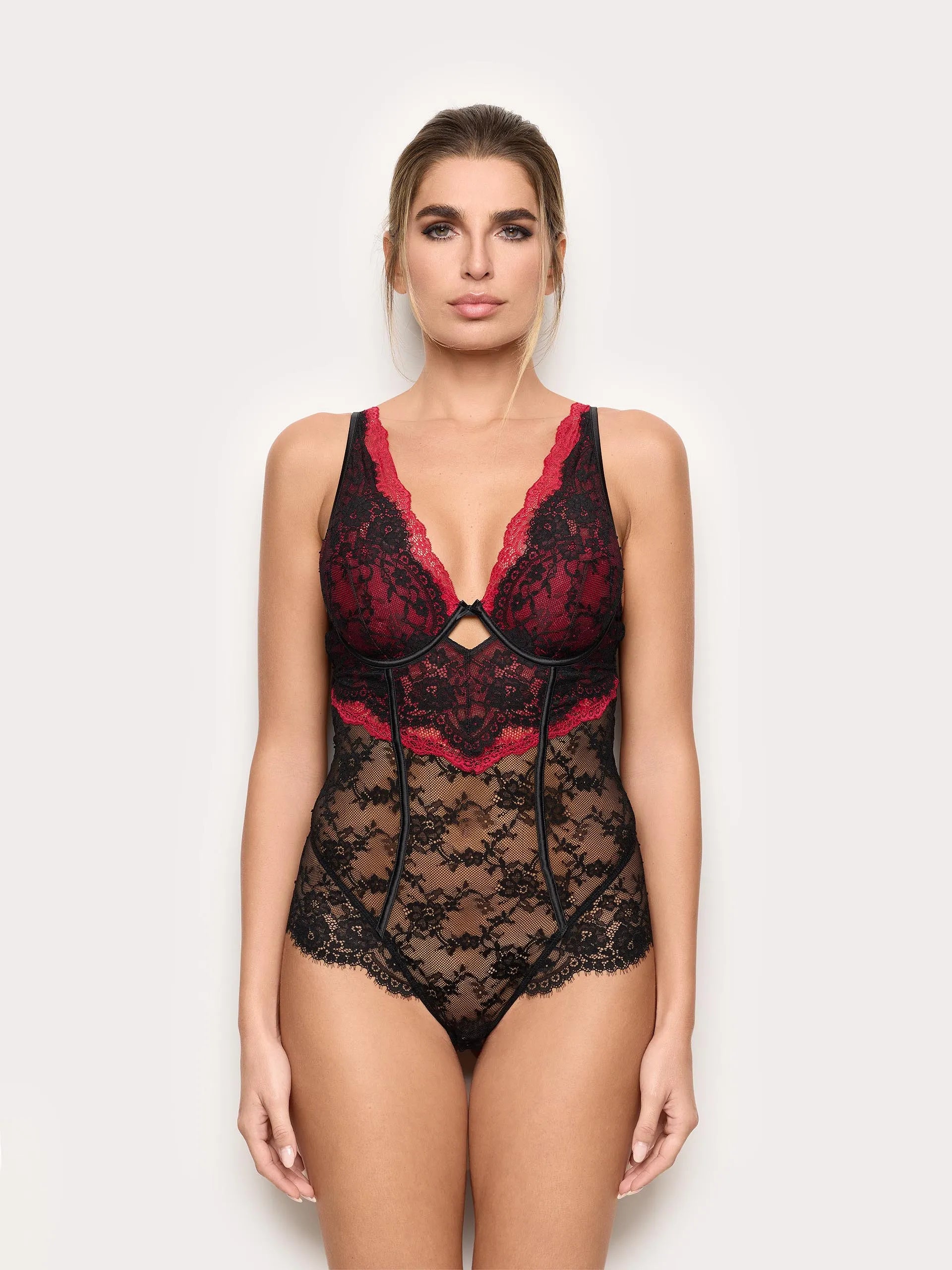 Yamamay Montenegro Padded body | IBDD184003_072_02.jpg