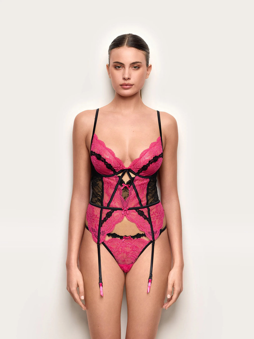 Yamamay Montenegro Corset | ICRD191005_040_02.jpg