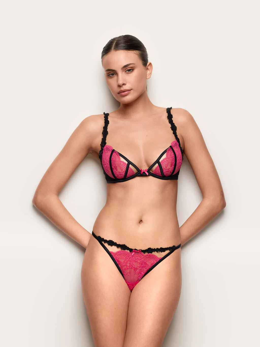 Yamamay Montenegro G-string | IPED191010_040_01.jpg