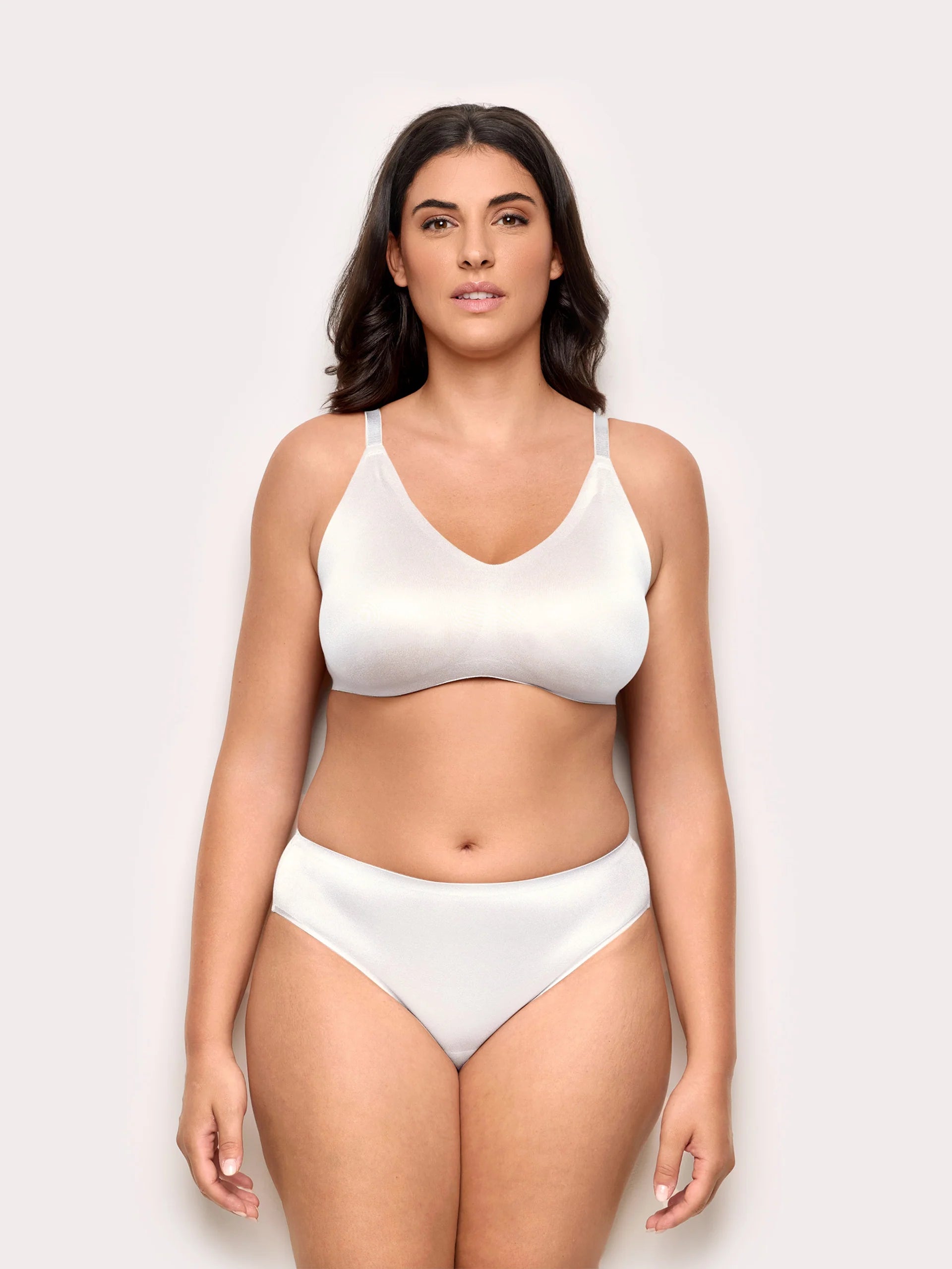 Yamamay Montenegro Briefs | ISLD99X059096_02_ded2951e-663d-45bb-bb9d-fd88c8b9cc89.jpg