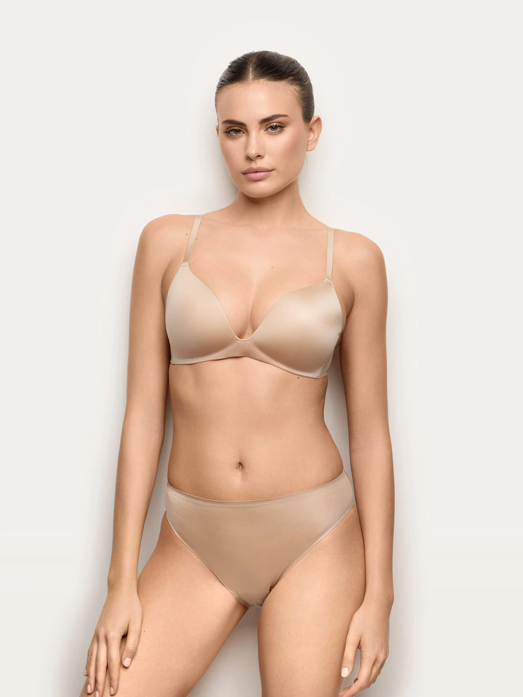 Yamamay Montenegro Briefs | ISLD99X064216_01_60d09a75-0948-4845-bfde-029be12aaf00.jpg