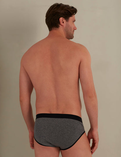 Briefs - Daily