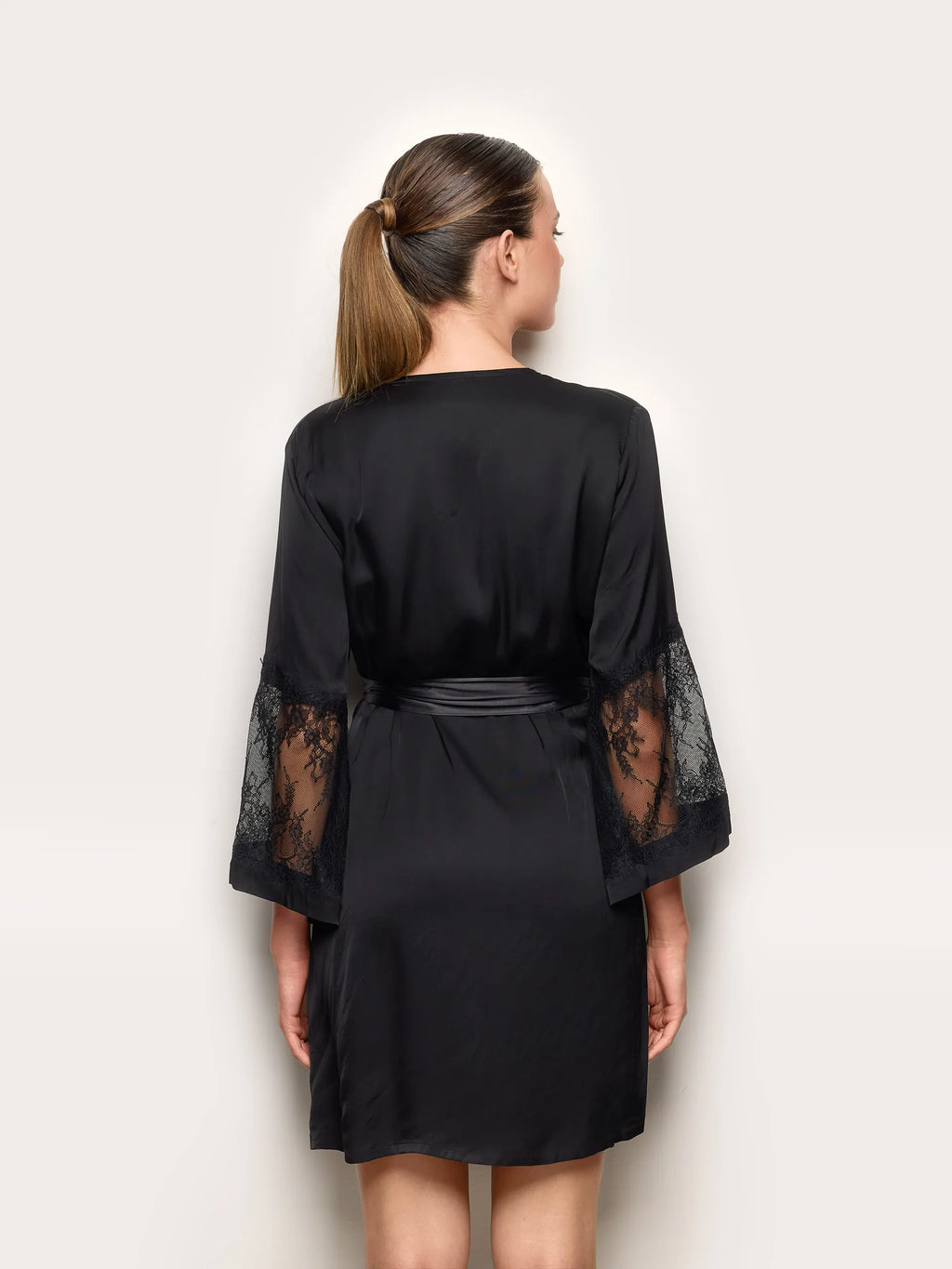 Yamamay Montenegro Kimono | LKID191001_072_04.jpg