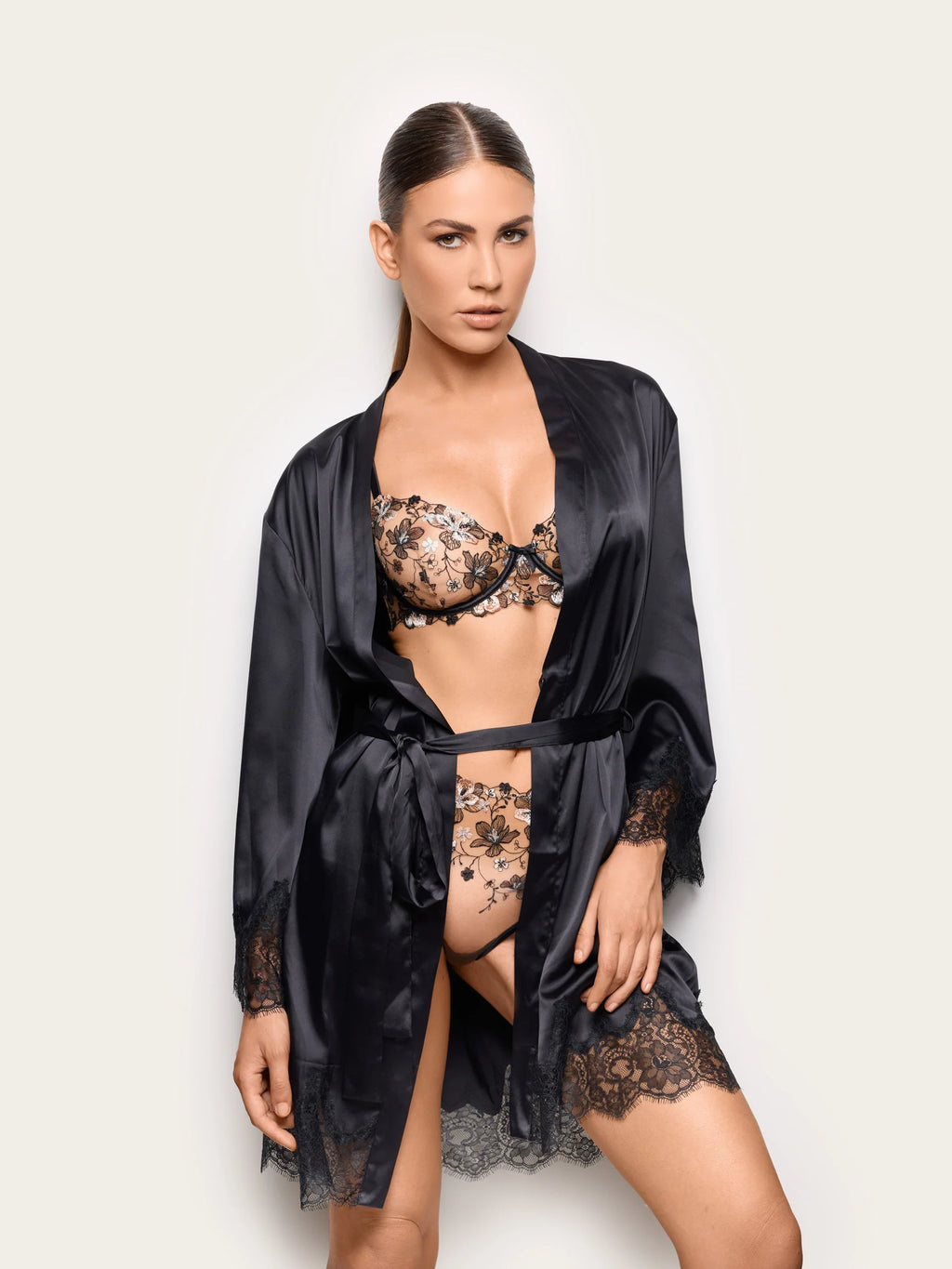 Yamamay Montenegro Kimono | LKID193002072_01.jpg