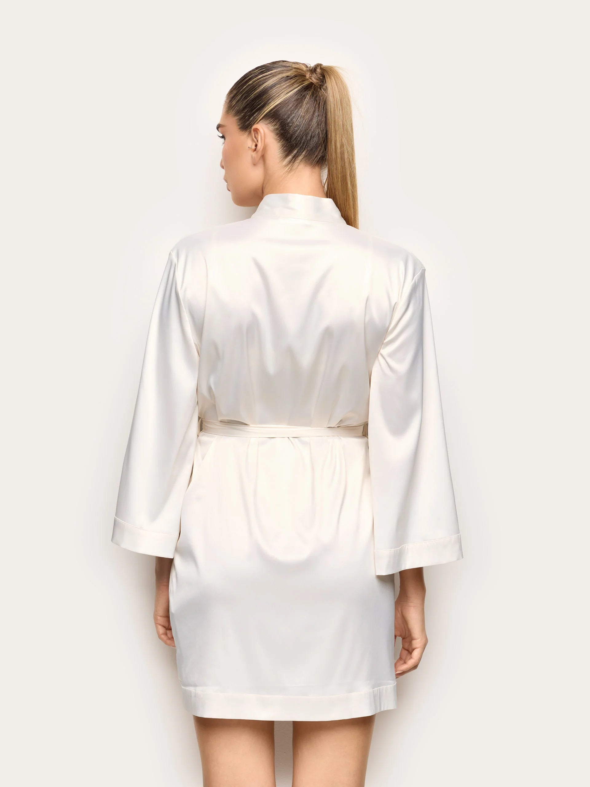 Yamamay Montenegro Kimono | LKID193003244_05.jpg