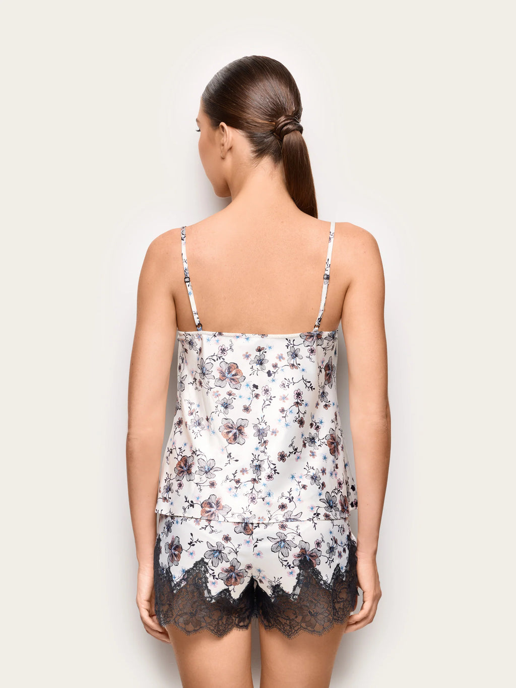 Yamamay Montenegro Vest+shorts | LTCD193001128_05.jpg