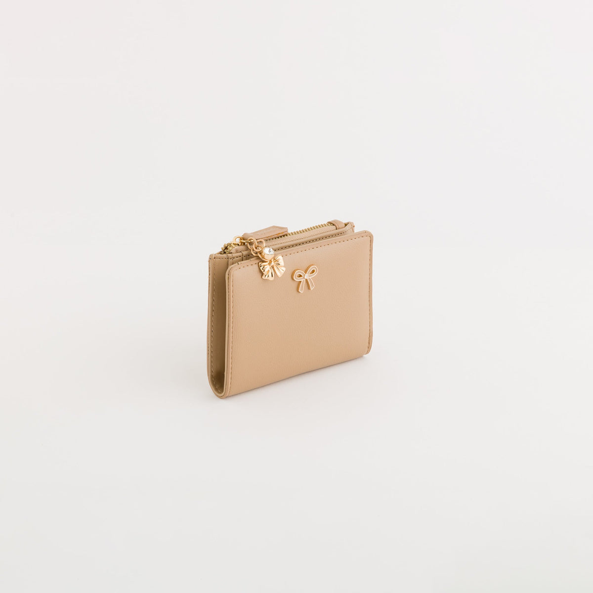 Carpisa Crna Gora – Dafne wallet v3 - Women's Medium Wallet – Sand – PDD71301546 – Image 1