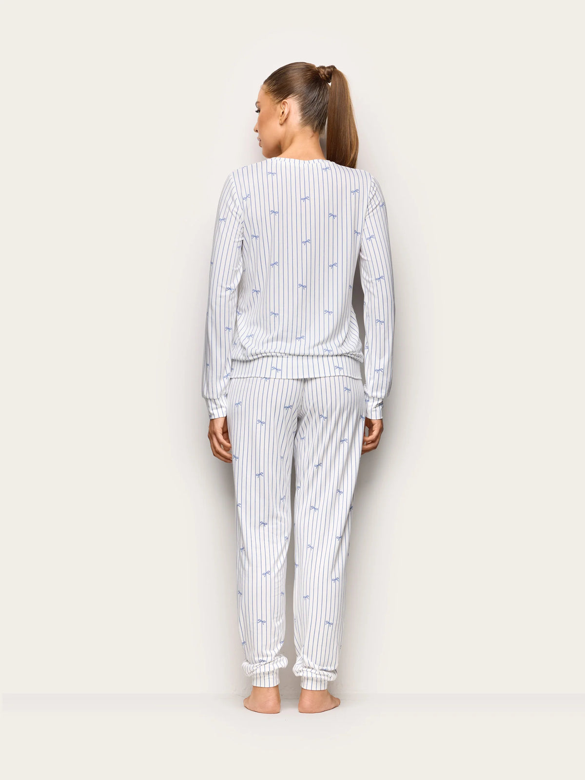 Yamamay Montenegro Pyjamas | PPLD193002128_05_a4412adb-afe4-4016-b19d-8d9d358ec735.jpg