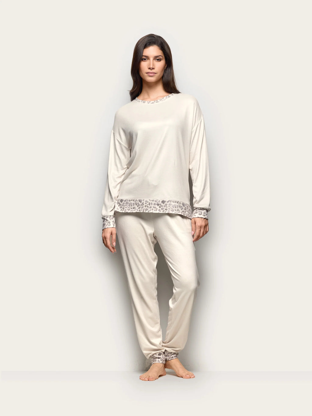 Yamamay Montenegro Pyjamas | PPLD193003088_02_02f1ade4-c51c-4a62-820b-d9ab6e212f50.jpg