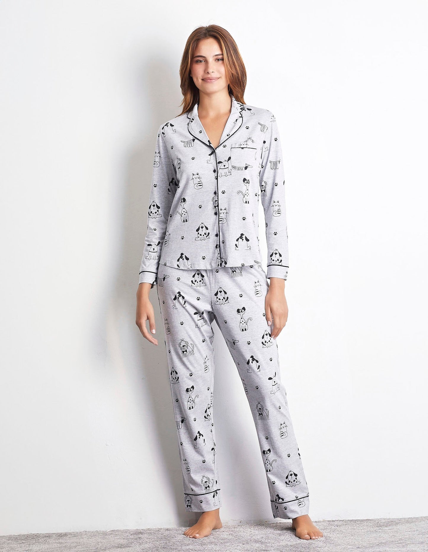 Long-Pyjamas_with_front_opening_Best_Friends