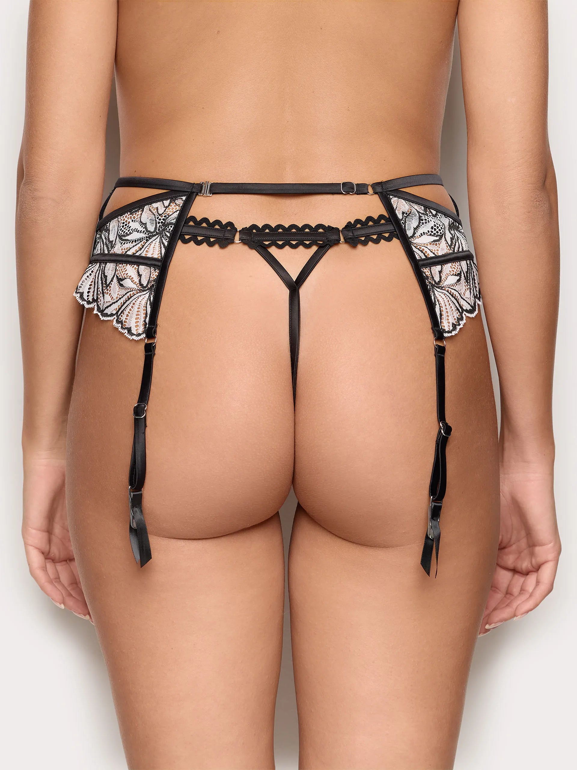 Yamamay Montenegro Suspender | SCZD191001_072_04.jpg