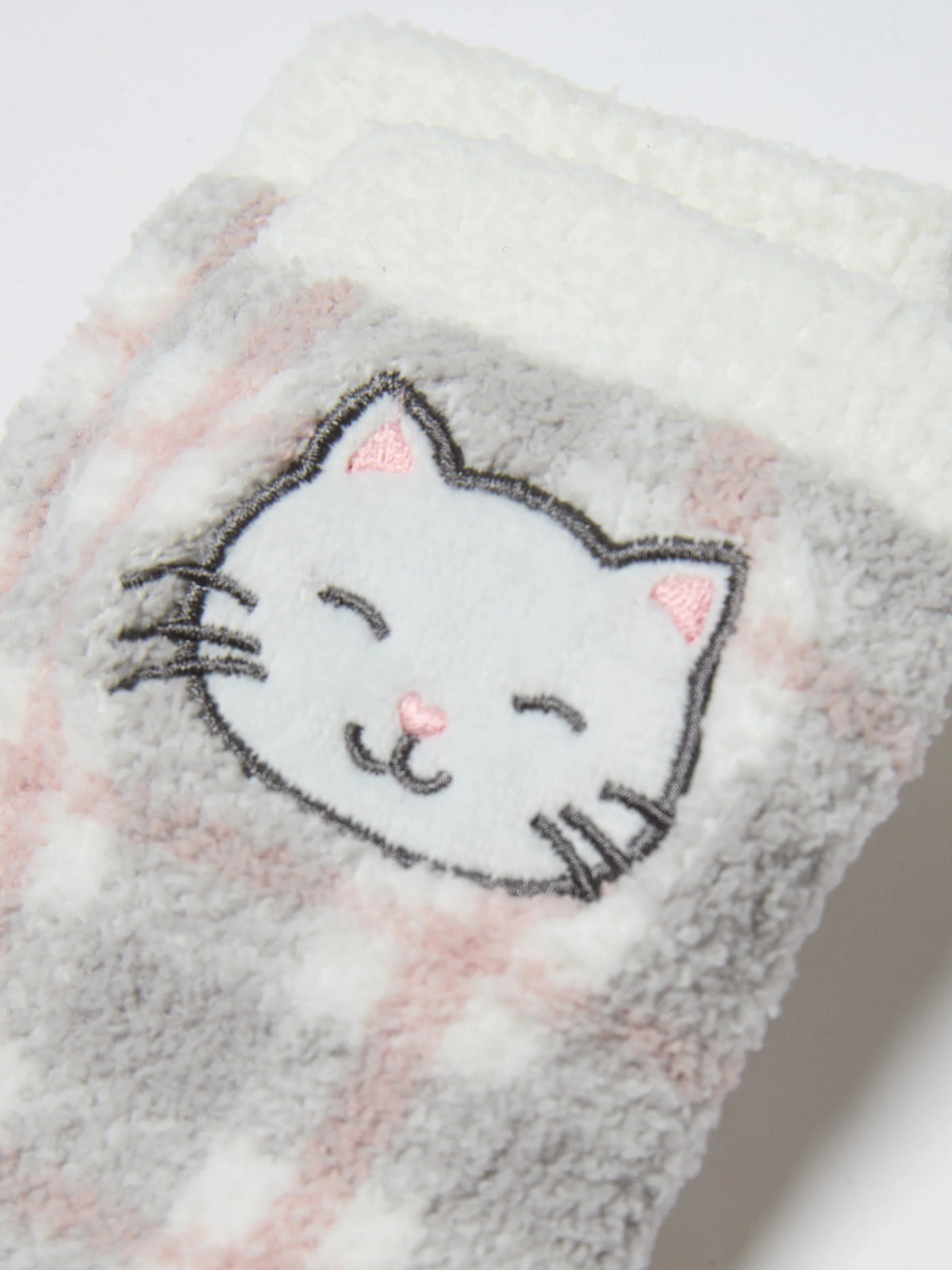 Yamamay Montenegro Anti skid socks | SPFD193004128_07_5507e362-cc5b-47bf-962d-0cae354e354a.jpg