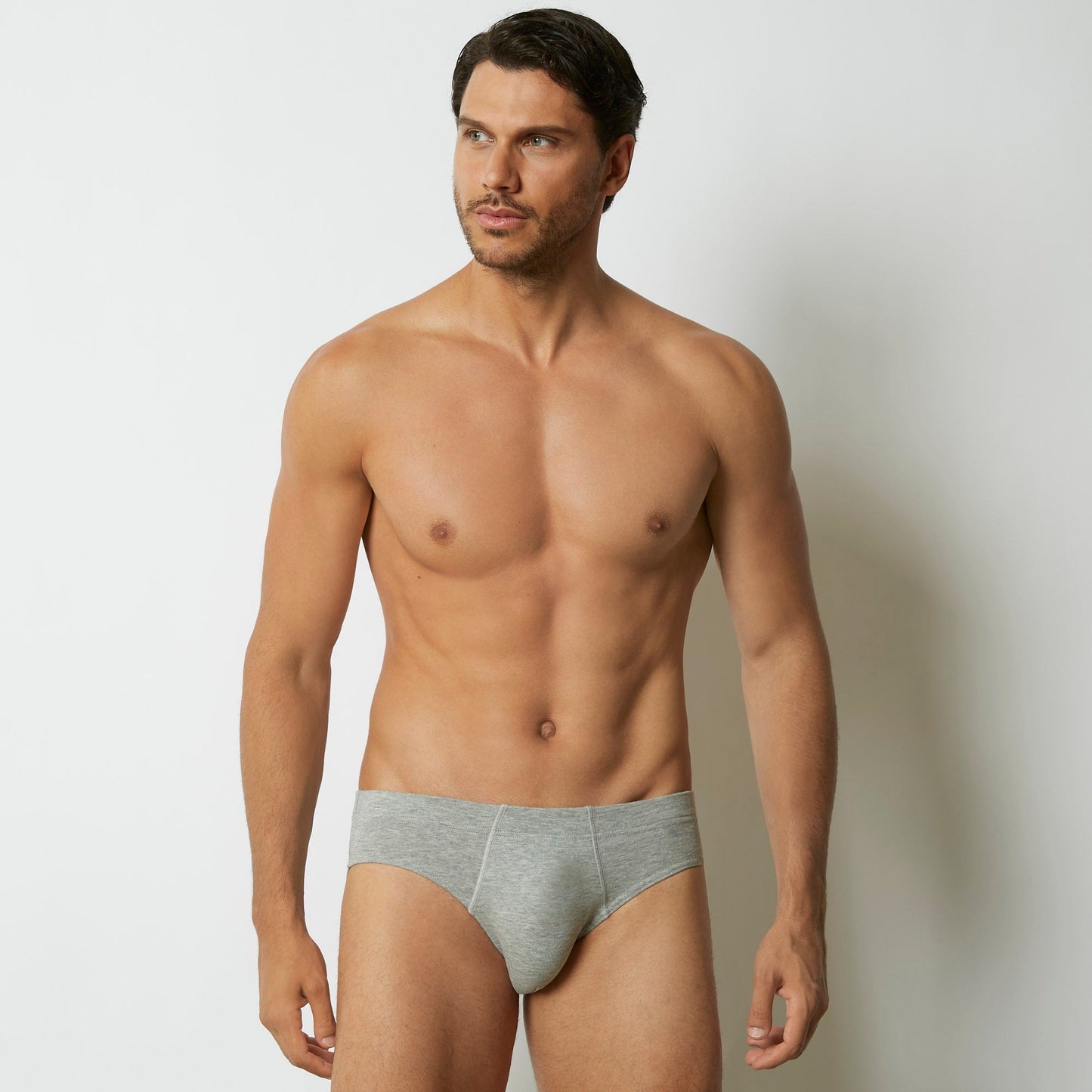 BRIEFS -ESSENTIAL